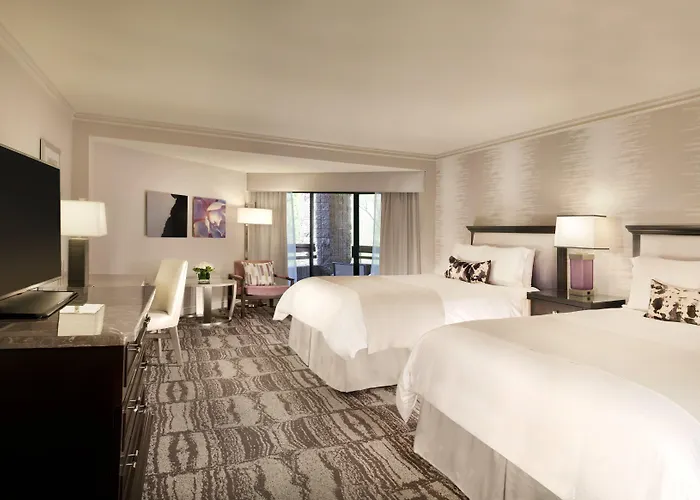 Loews Ventana Canyon 4*