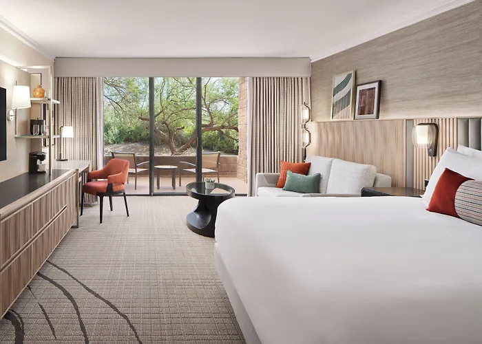 Loews Ventana Canyon 4*